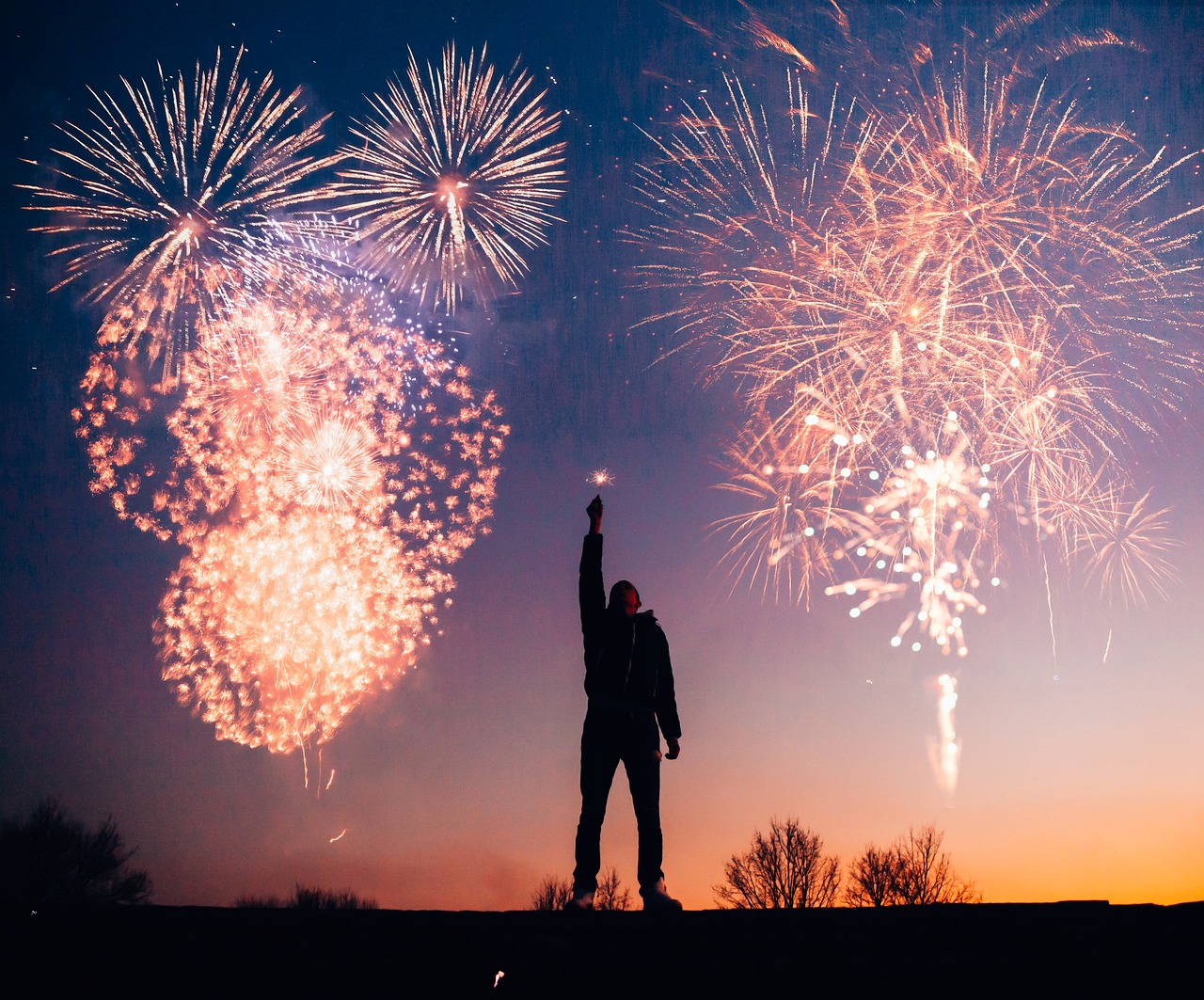 辞旧迎新，点亮希望之光——新年祝福的深度解读与新媒体实践